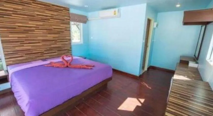 קו לנטה Oyo 755 Rattana Resort מלון
