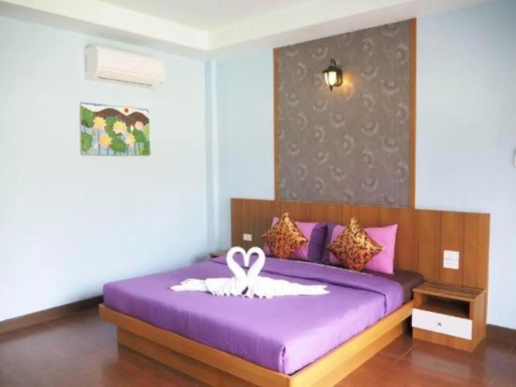 OYO 755 Rattana Resort Ko Lanta