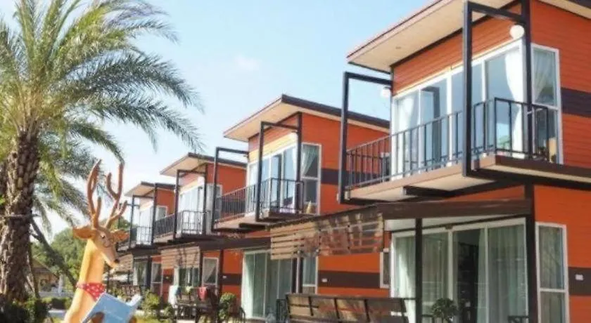 OYO 755 Rattana Resort Ko Lanta