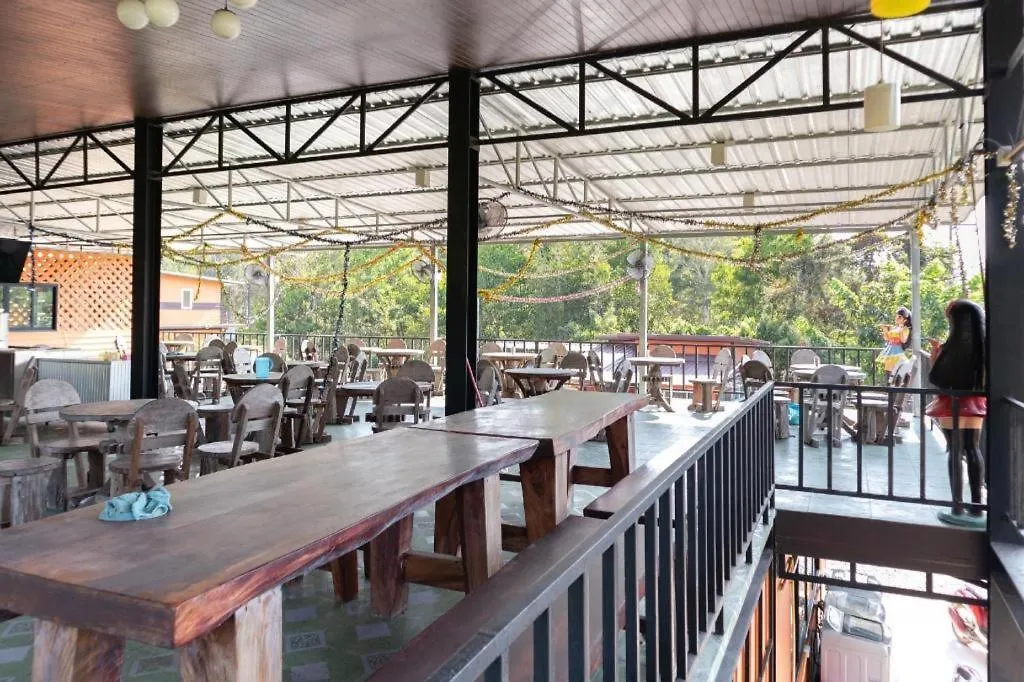 OYO 755 Rattana Resort Ko Lanta 2*,  Thailandia