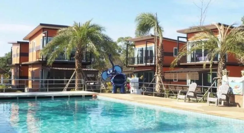 Oyo 755 Rattana Resort Koh Lanta Hotel